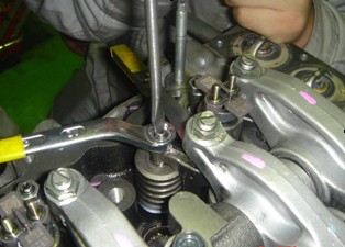 高压共轨柴油发动机维修