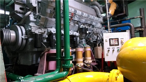 三菱S6R-PTA柴油发动机喷油泵支架