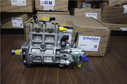 珀金斯1104柴油机2645 K015R喷油器、2644 N204燃油泵
