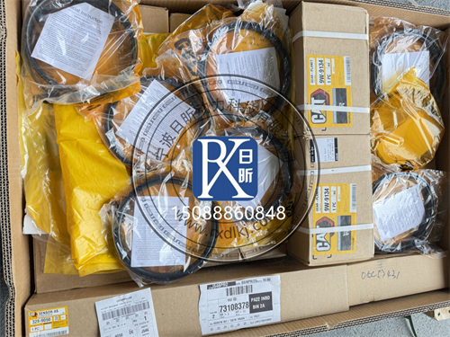 卡特挖掘机C4.4发动机四配套：工程机械的核心密码