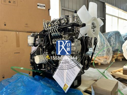 工业动力双子星：卡特C2.2与珀金斯404EA-22T直列4缸增压机械发动机