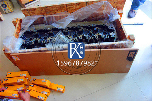 工程机械“心脏”守护者：卡特323D2 C7.1缸盖总成425-3316深度解析